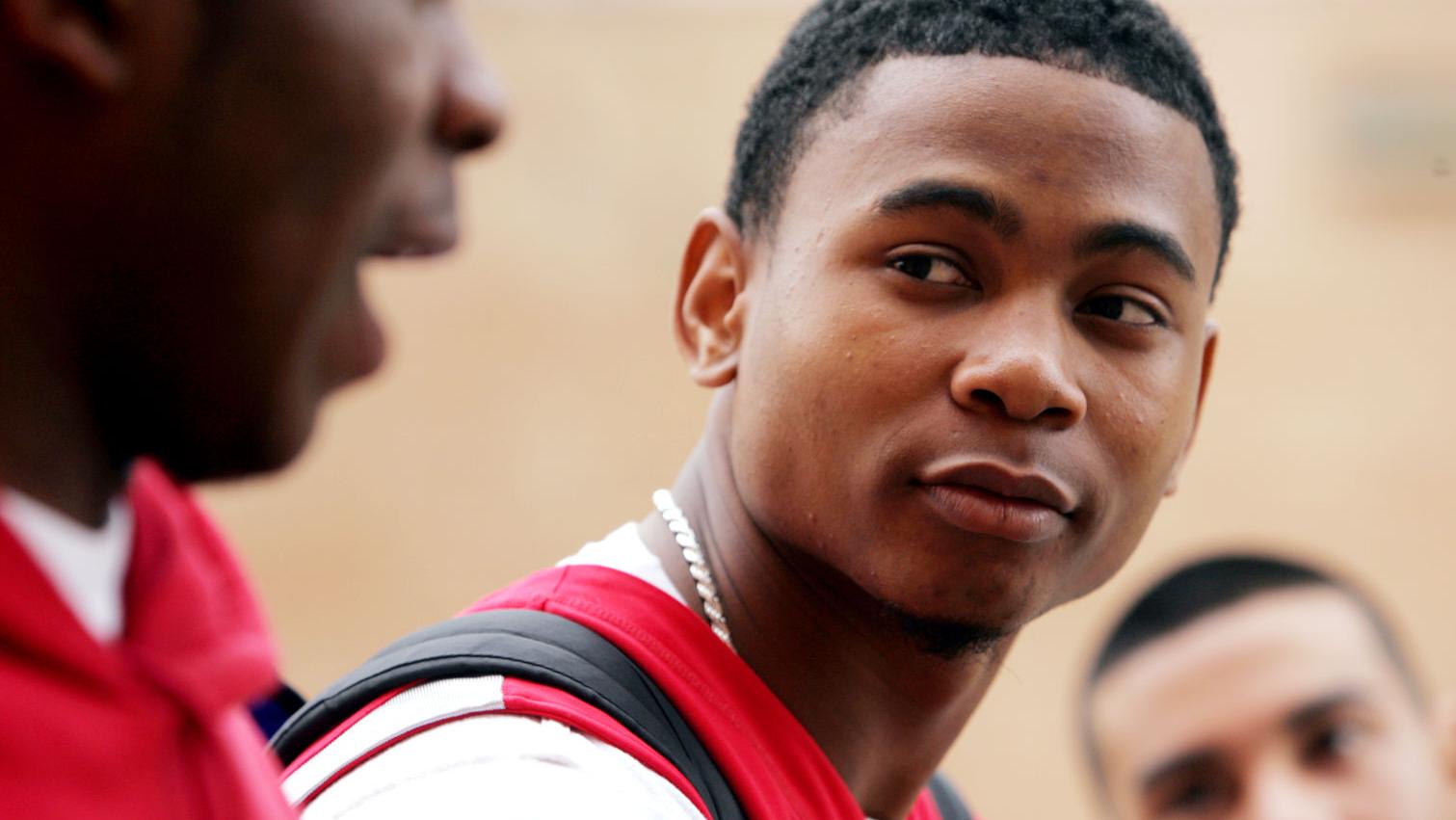 Ex-Santa Rita star Terrell Stoglin ejected, flips off  Venezuelan crowd